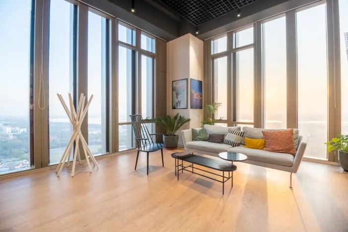 Regus Elegance